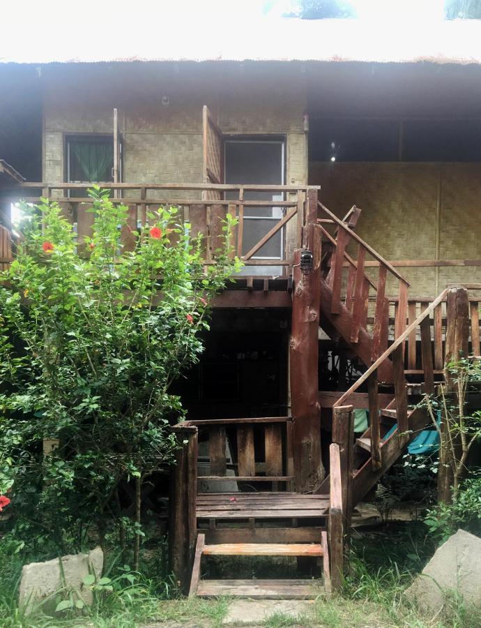 Golden Hut -Chill Bungalows In Town黄金泰式传统独栋小屋 Pai Exterior foto